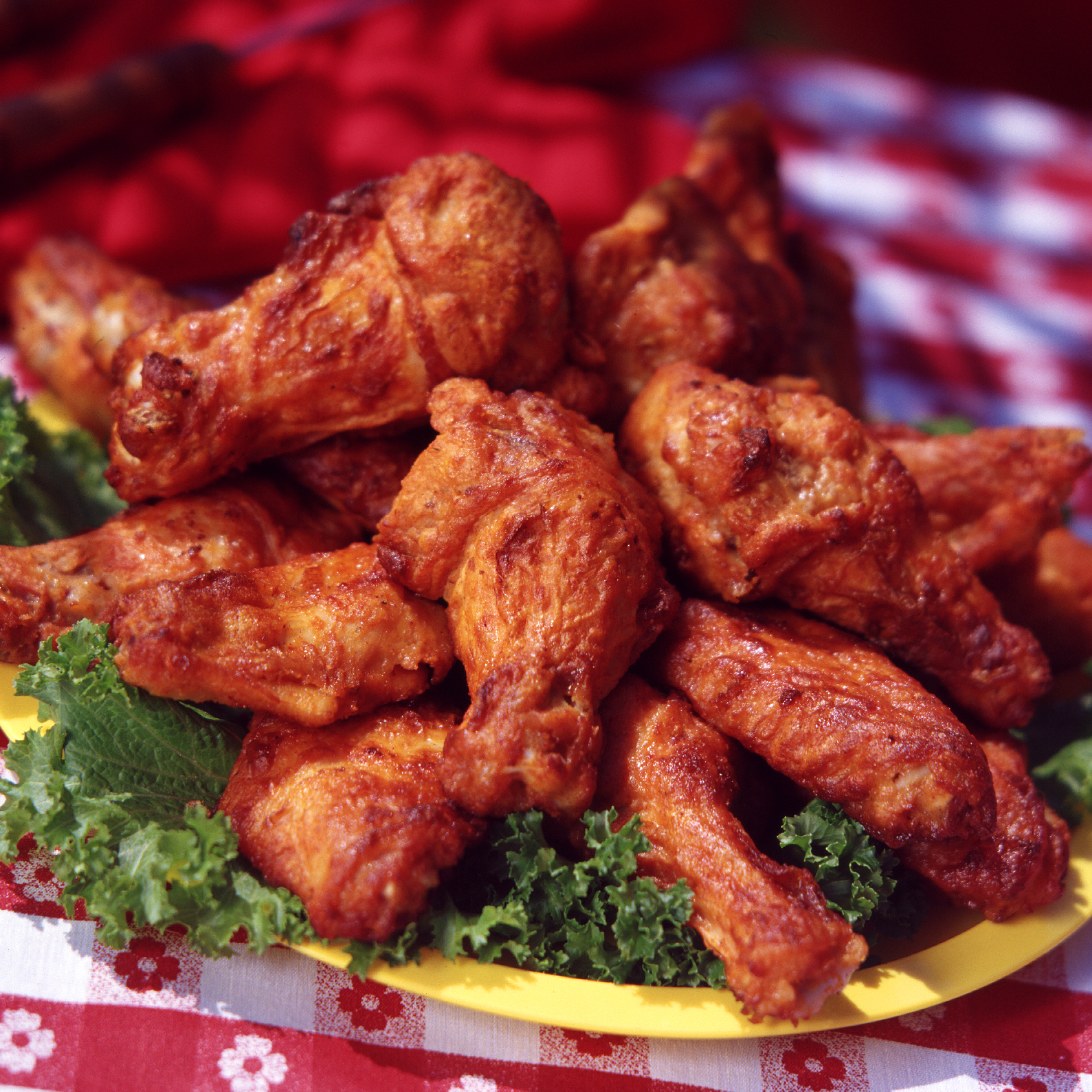 Order Buffalo Chicken Wings Lunch Combo food online from Frozenlandia store, Easton on bringmethat.com