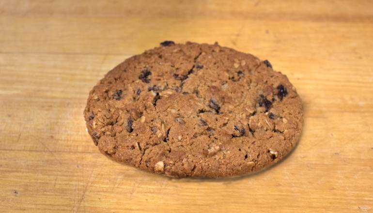Order Oatmeal Raisin Cookie food online from Amato's Real Italian Food To Go store, Portland on bringmethat.com