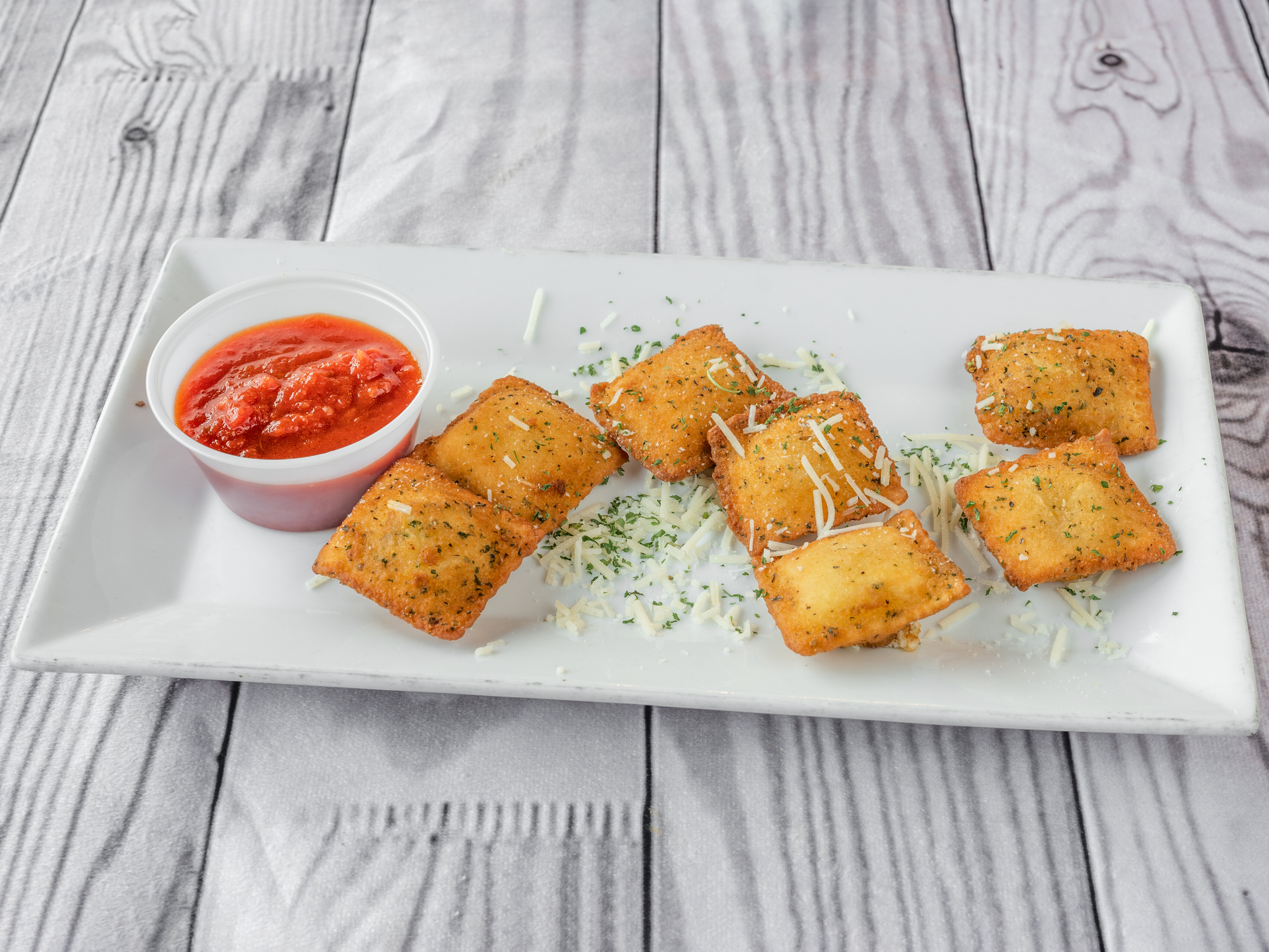 Order Fried Cheese Ravioli food online from Don Giovanni Wood Fired Pizza & Bar store, South Amboy on bringmethat.com