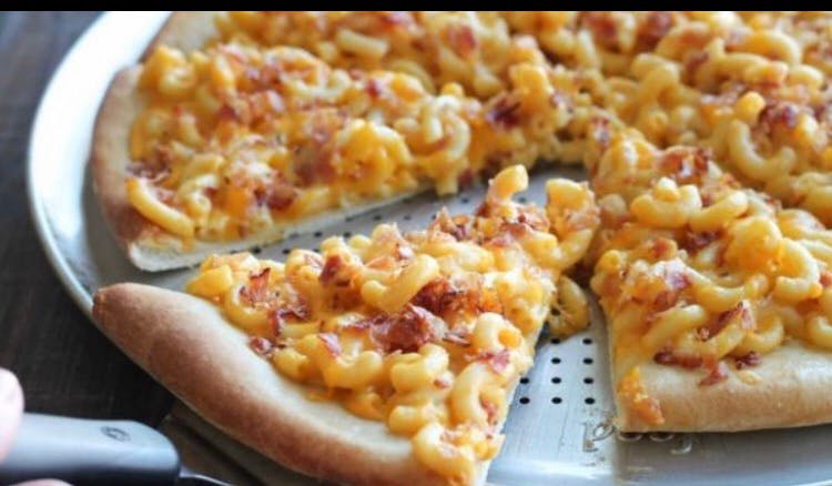 Order Mac & Cheese Pizza - Small 8" food online from Hometown Pizza Cafe store, Water Valley on bringmethat.com