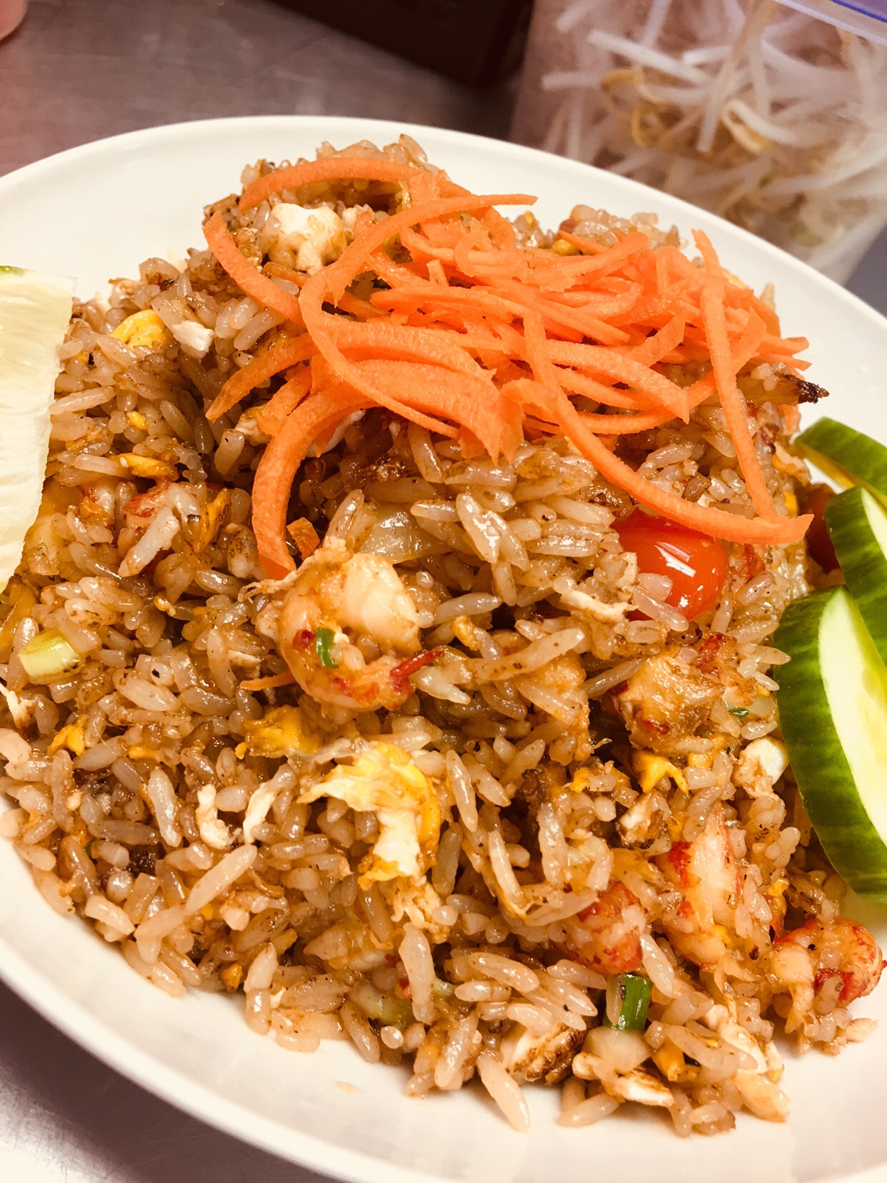 Order R6. Craw fish Thai fried rice food online from Pikpon Thai store, Sicklerville on bringmethat.com