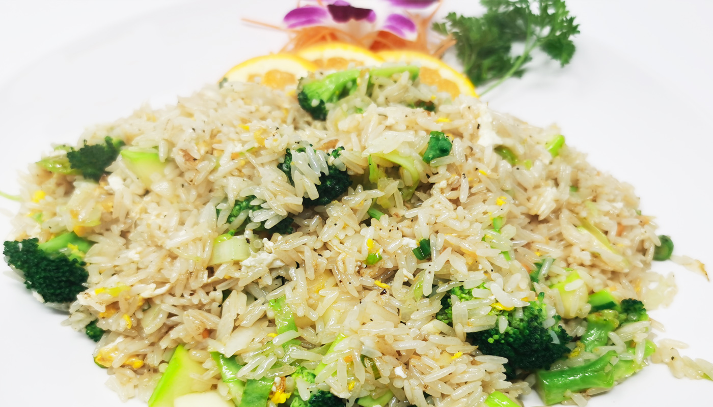 Order Vegetable Fried Rice food online from Izumi Japanese Restaurant store, Youngstown on bringmethat.com