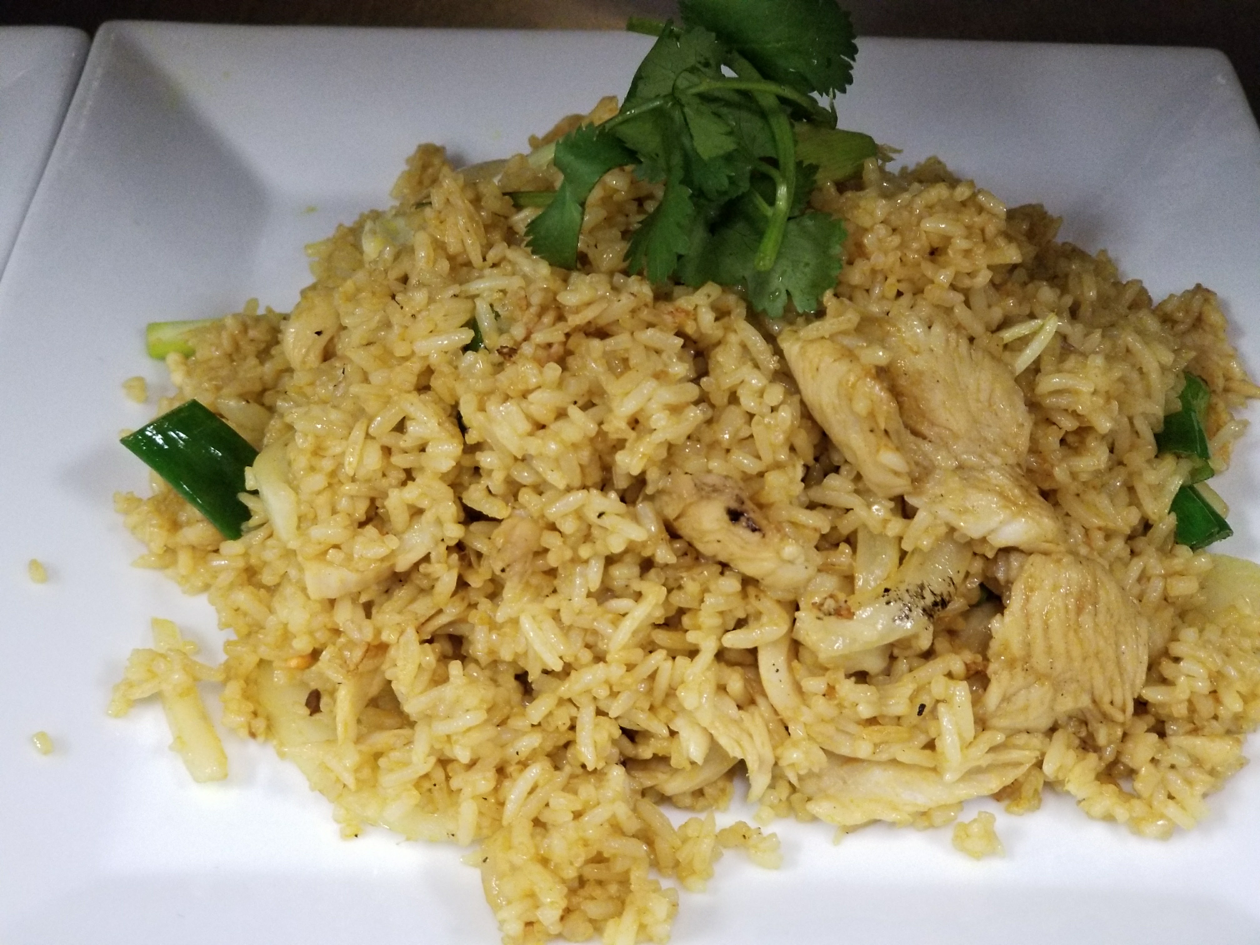 Order Yellow Curry Fried Rice food online from Thai House store, Kansas City on bringmethat.com