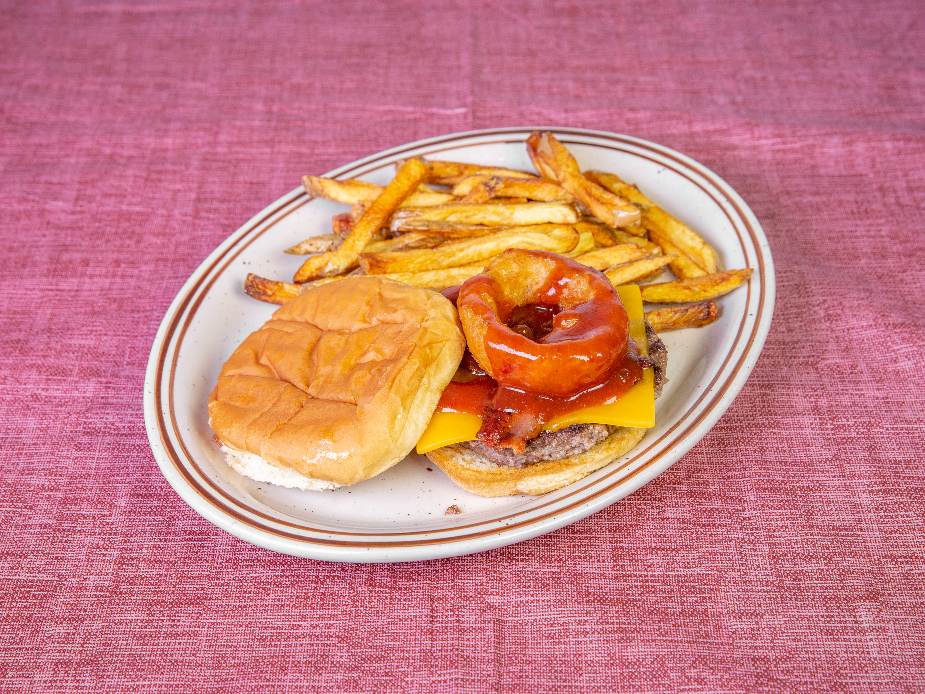 Order Round-Up Burger food online from Kelly Q & Whipper Dairy store, Walton on bringmethat.com
