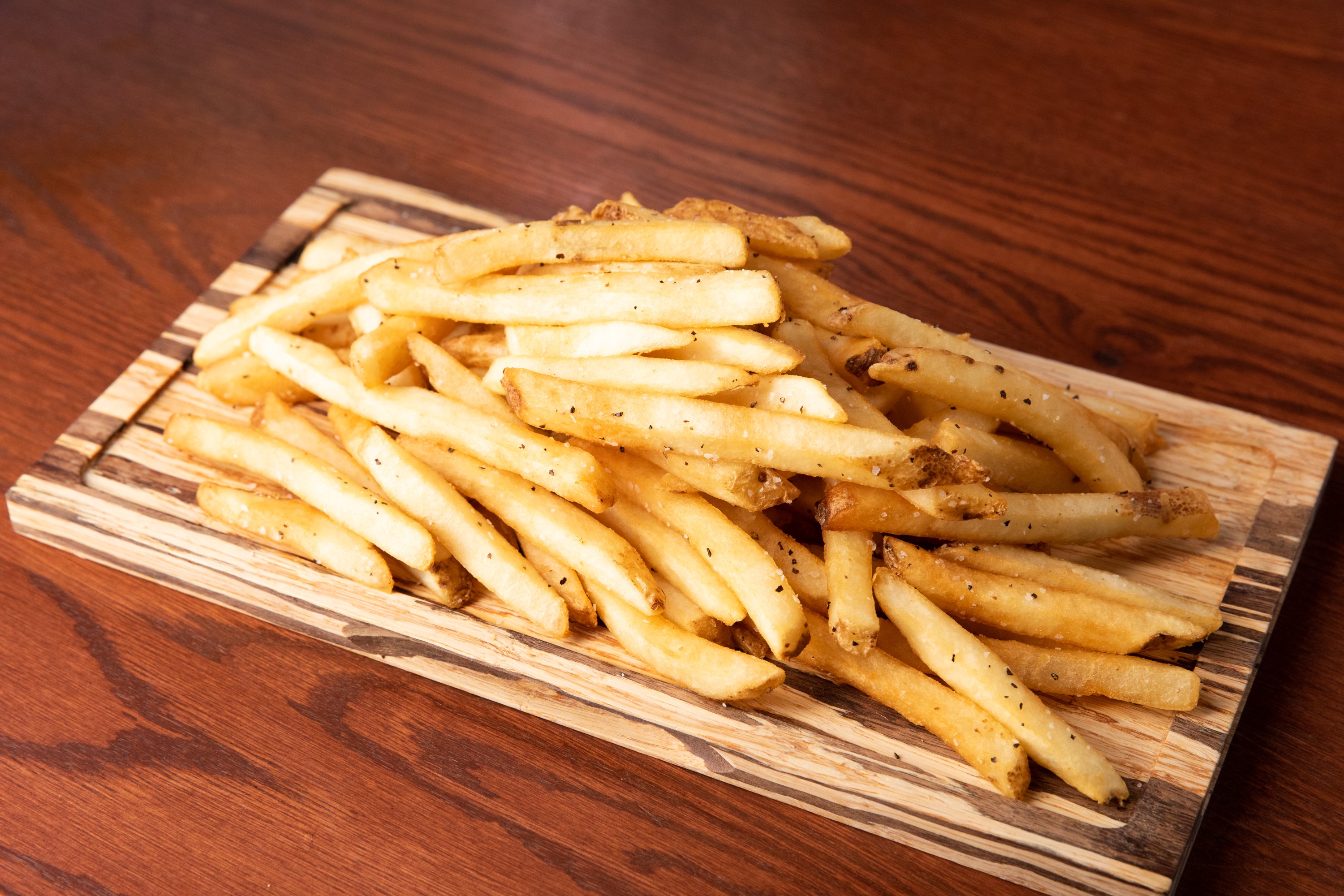 Order Natural Cut Fries food online from Smokey Bones Barbeque and Grill store, Mentor on bringmethat.com