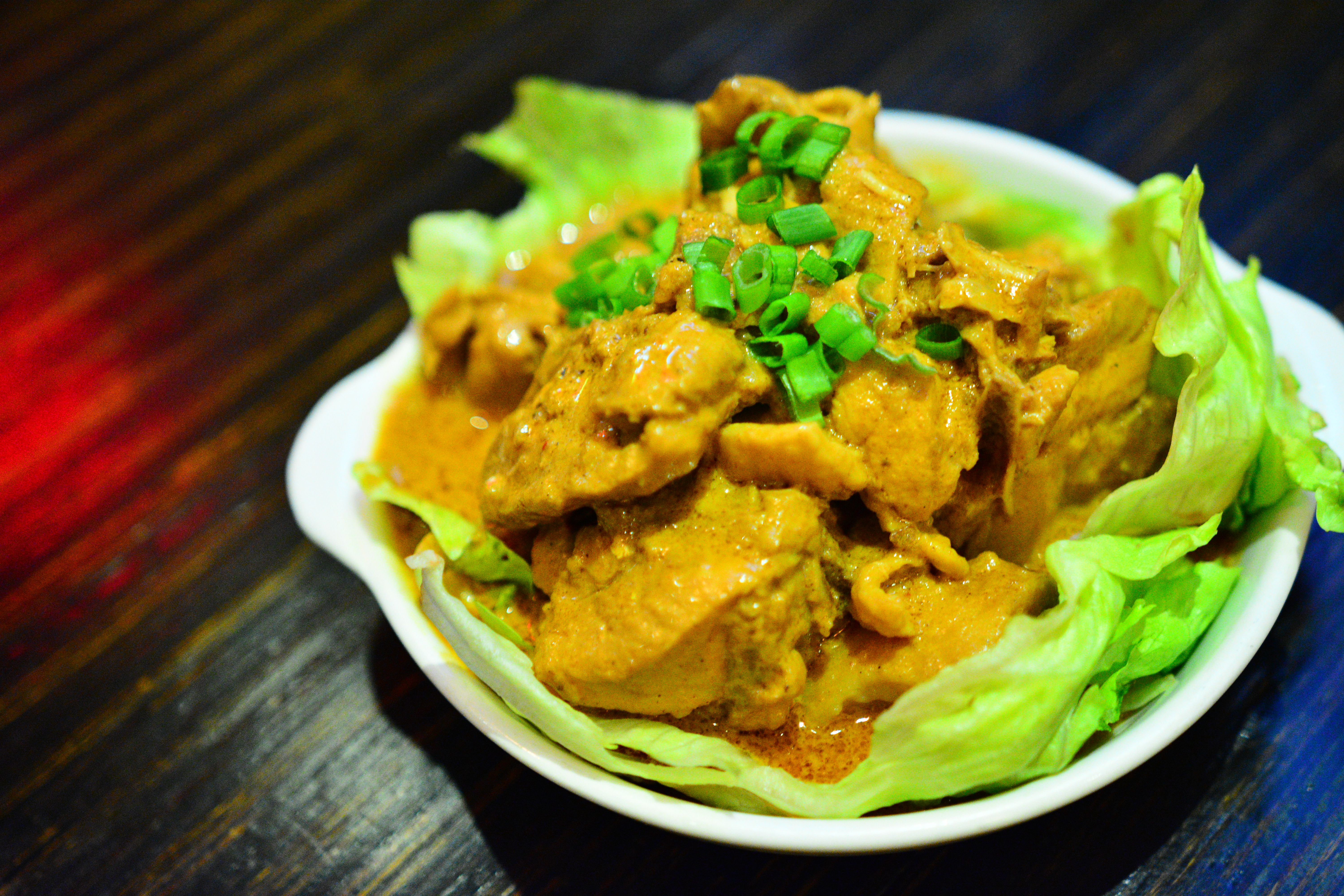 Order C1. Curry Chicken (SMALL) food online from WK Restaurant store, New York on bringmethat.com