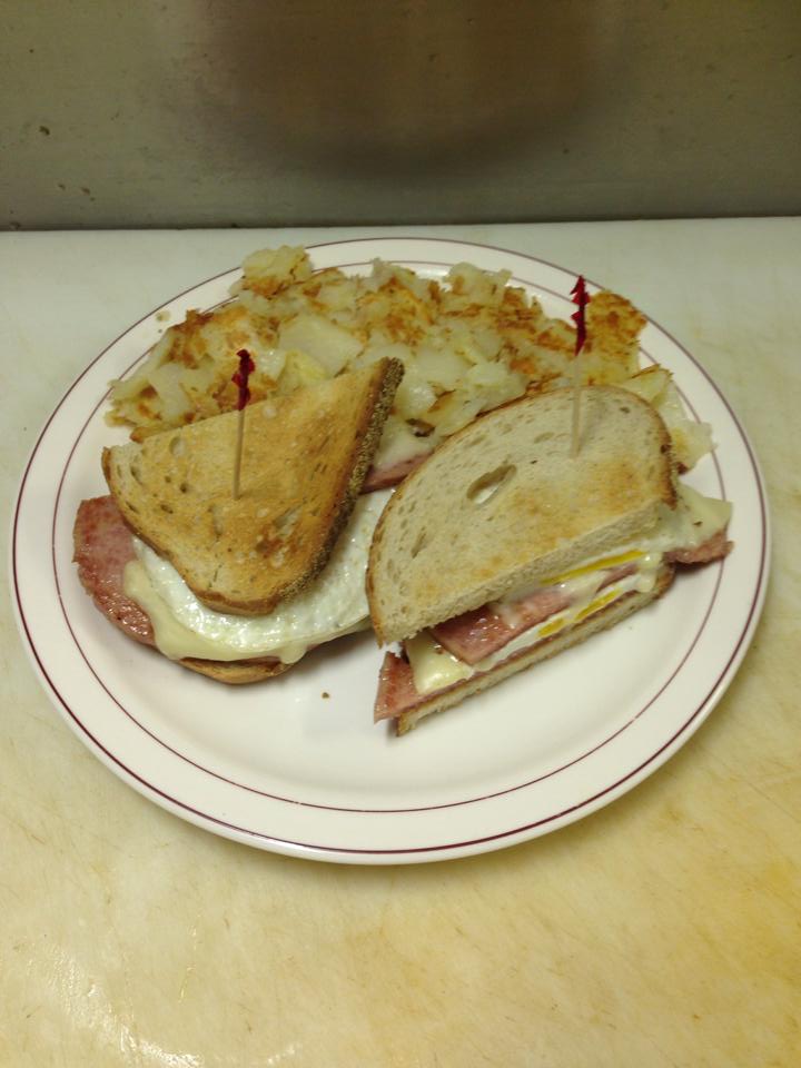 Order 3. Pork Roll, Egg and Cheese Sandwich food online from Magnolia Restaurant store, Vineland on bringmethat.com
