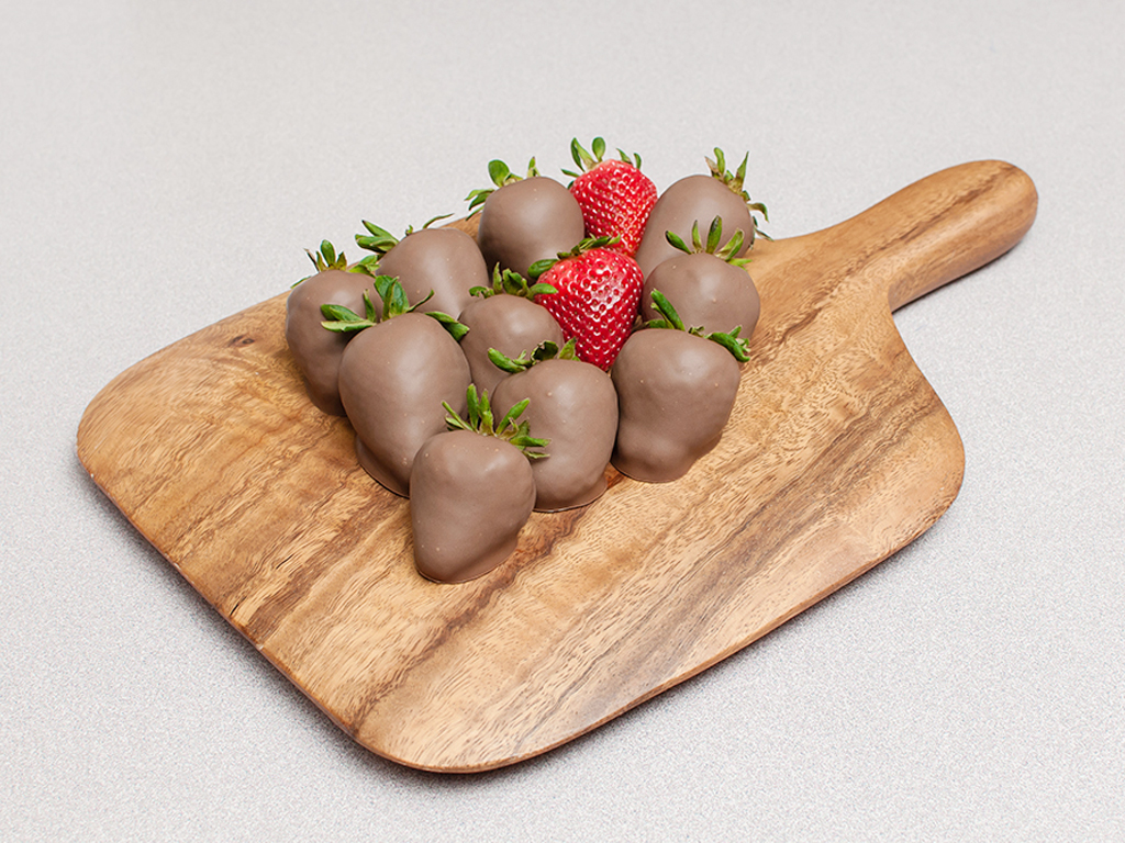 Order Chocolate Covered Strawberries food online from Speach Family Candy Shoppe store, Syracuse on bringmethat.com