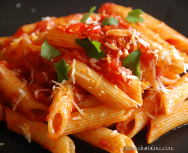 Order Pasta with Marinara Sauce food online from Ametis Pizza store, Clifton on bringmethat.com