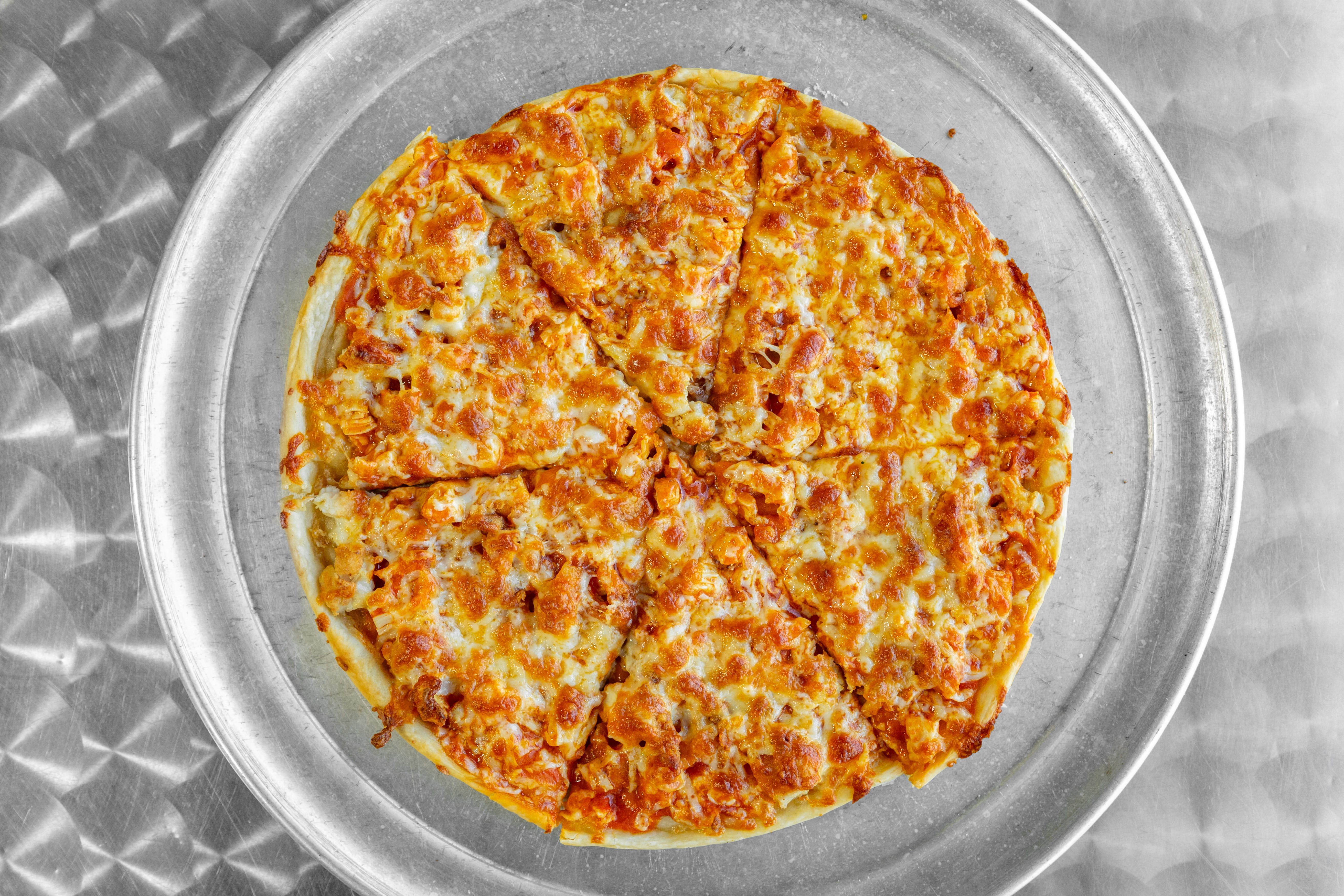Order Buffalo Chicken Pizza - Small 10'' (6 Slices) food online from Arboretum store, Roslindale on bringmethat.com