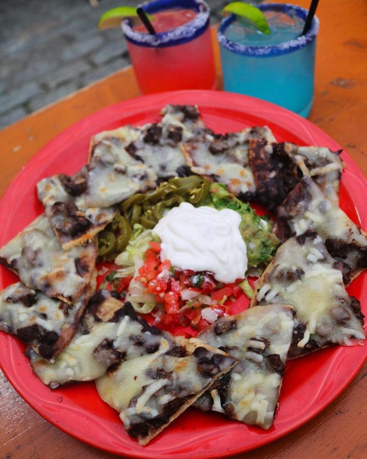 Order Nachos food online from Mad Dog And Beans store, New York on bringmethat.com