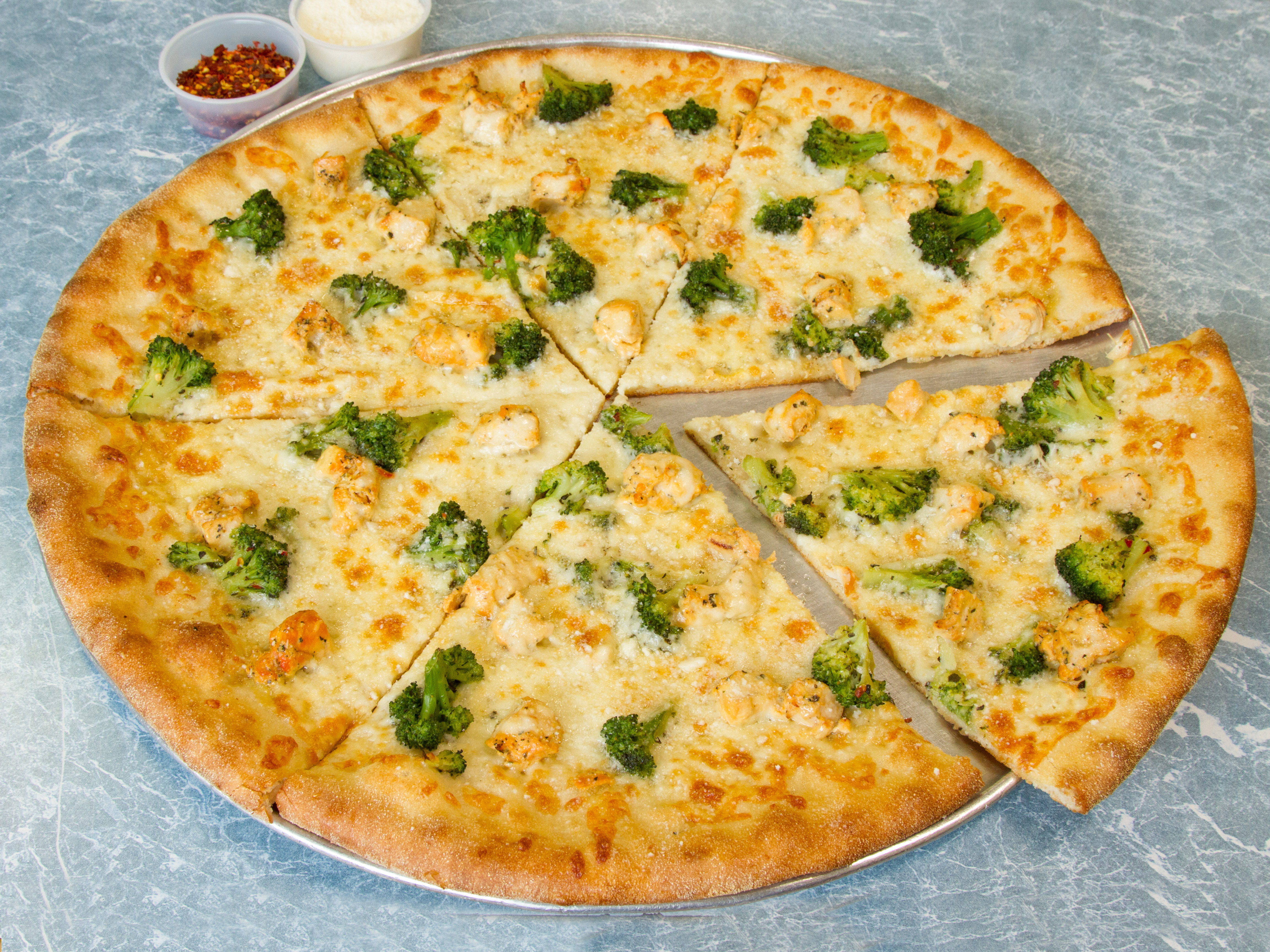 Order 5. Chicken and Broccoli Pizza food online from Carusos Pizza store, Lynn on bringmethat.com