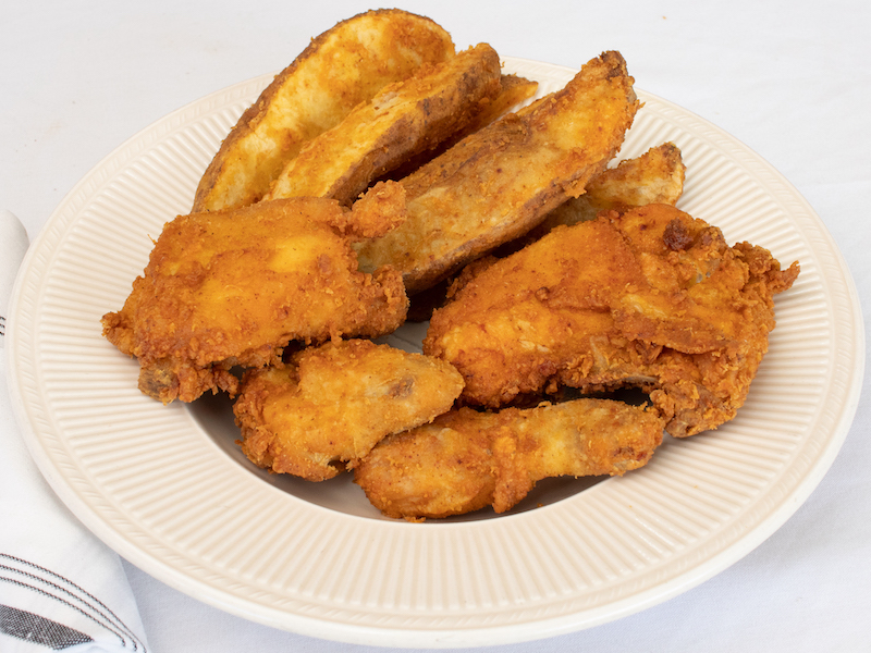 Order Mixed Chicken Dinner - 2 Pieces & 6 Jojos food online from Emidio Pizza store, Akron on bringmethat.com