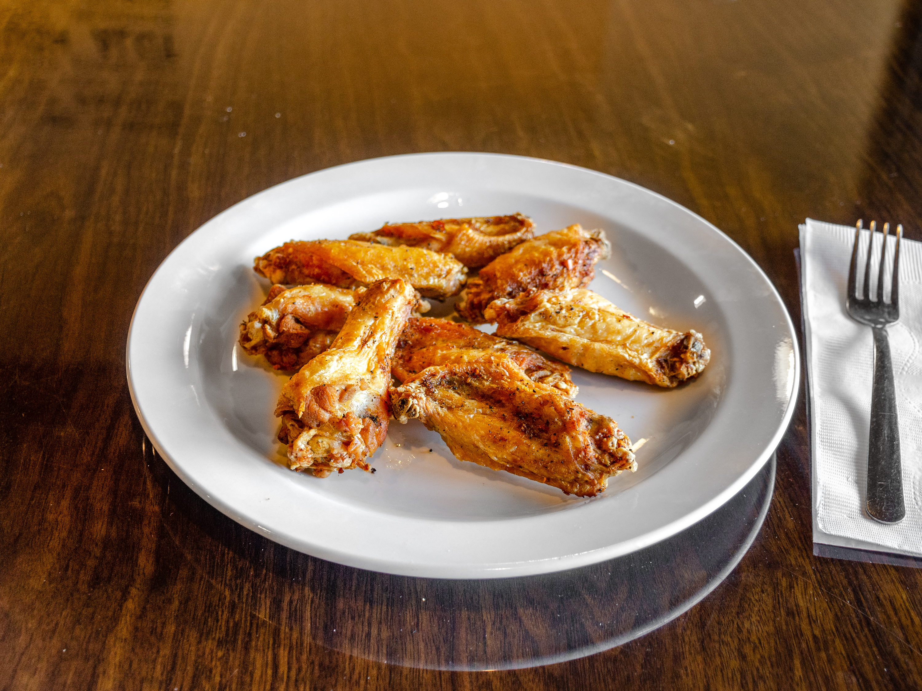 Order Bone-In Wings food online from Parkway Express Pizza, Subs, & More store, Lafayette on bringmethat.com