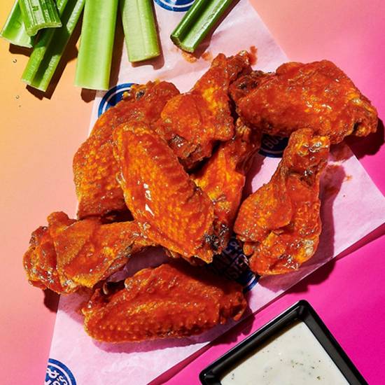Order Original Wings food online from Dave & Buster's store, Silver Spring on bringmethat.com