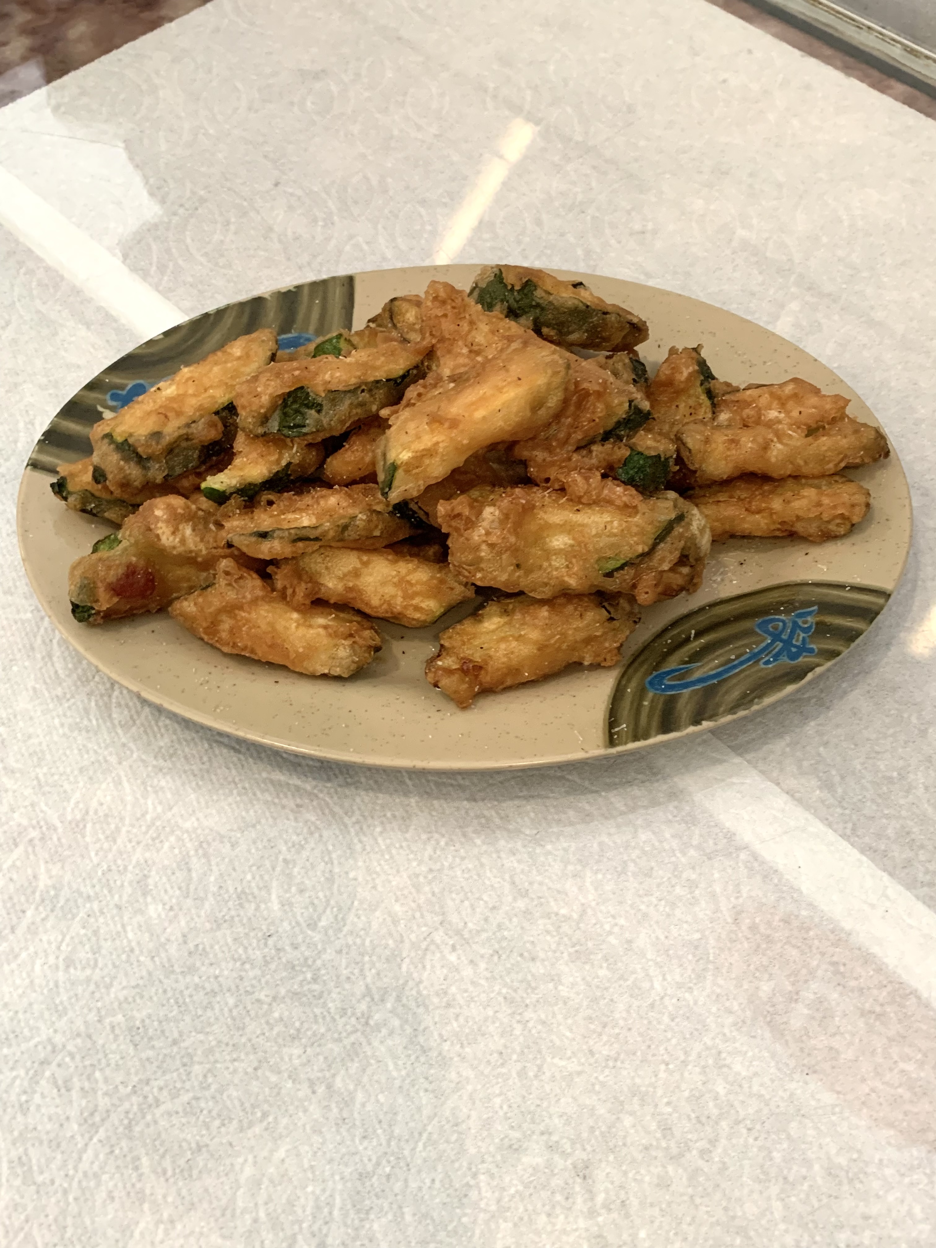 Order Fried Zucchini food online from Hong Kong Restaurant store, Manteca on bringmethat.com