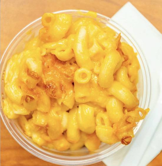 Order Macaroni and Cheese food online from Corine's Cakes and Catering store, Muskegon on bringmethat.com