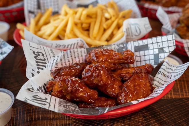 Order 12 Wings food online from Crypto Grill store, Livonia on bringmethat.com