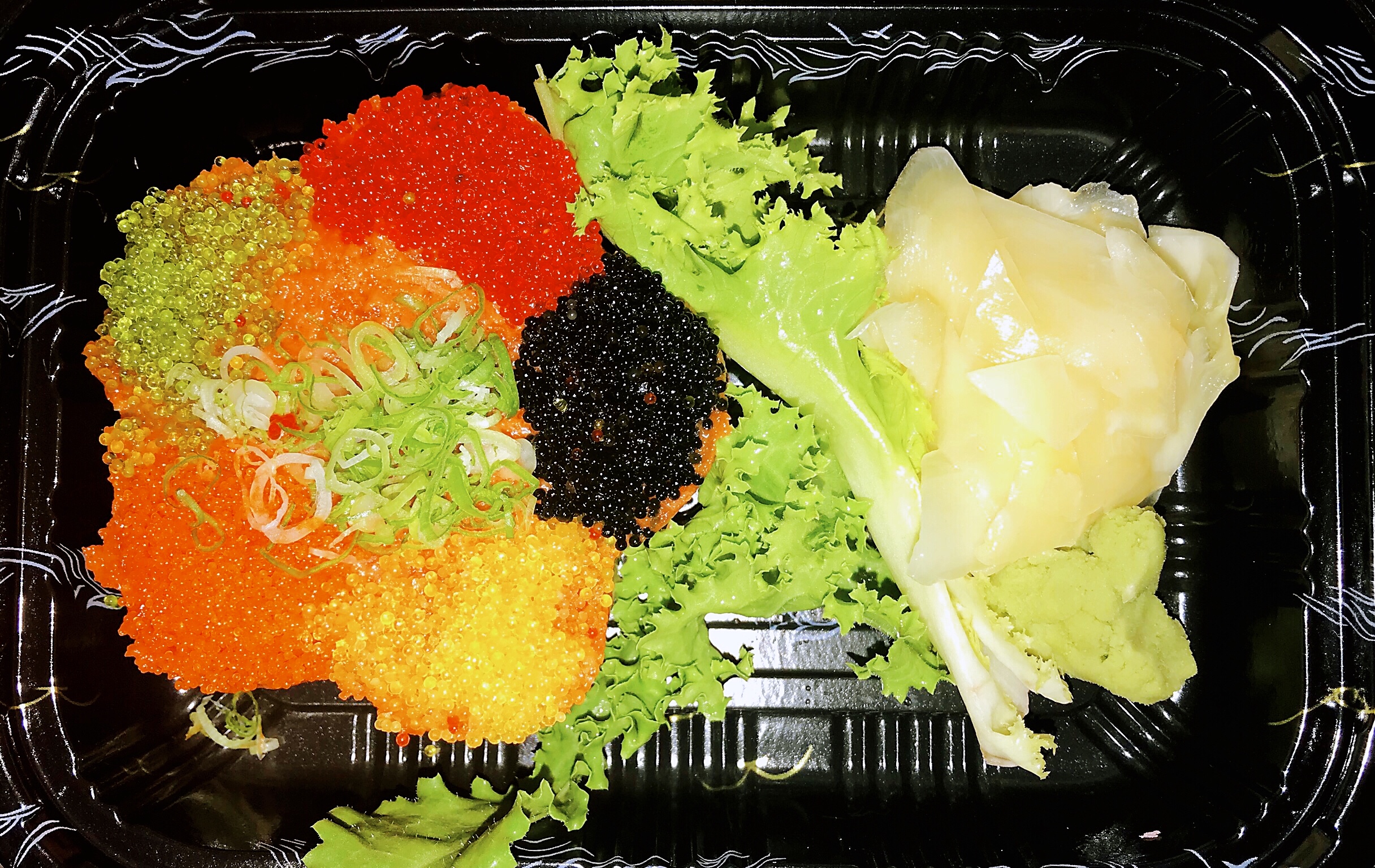 Order 42. Spicy Salmon Tartar food online from Thai Lemongrass & Sakura Sushi store, New York on bringmethat.com