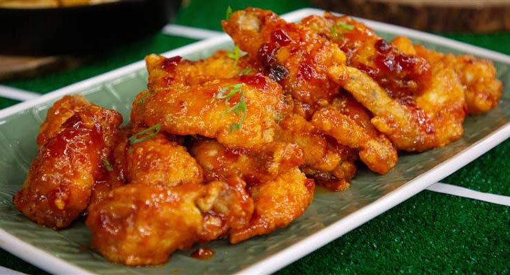 Order 5. Spicy Wings food online from Krua Thai Cuisine store, Chula Vista on bringmethat.com