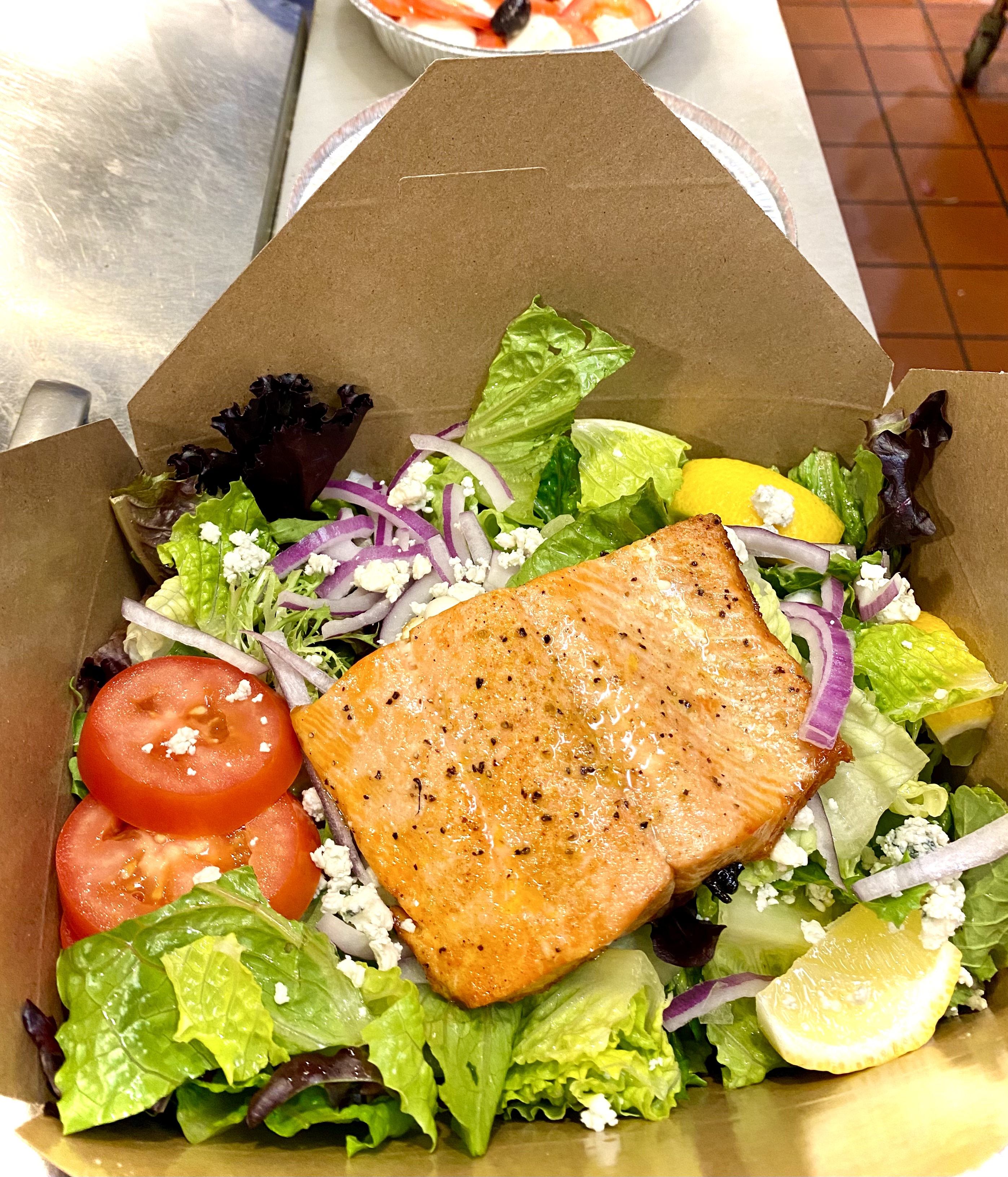 Order Salmon Salad food online from Amante Pizza store, Kent on bringmethat.com