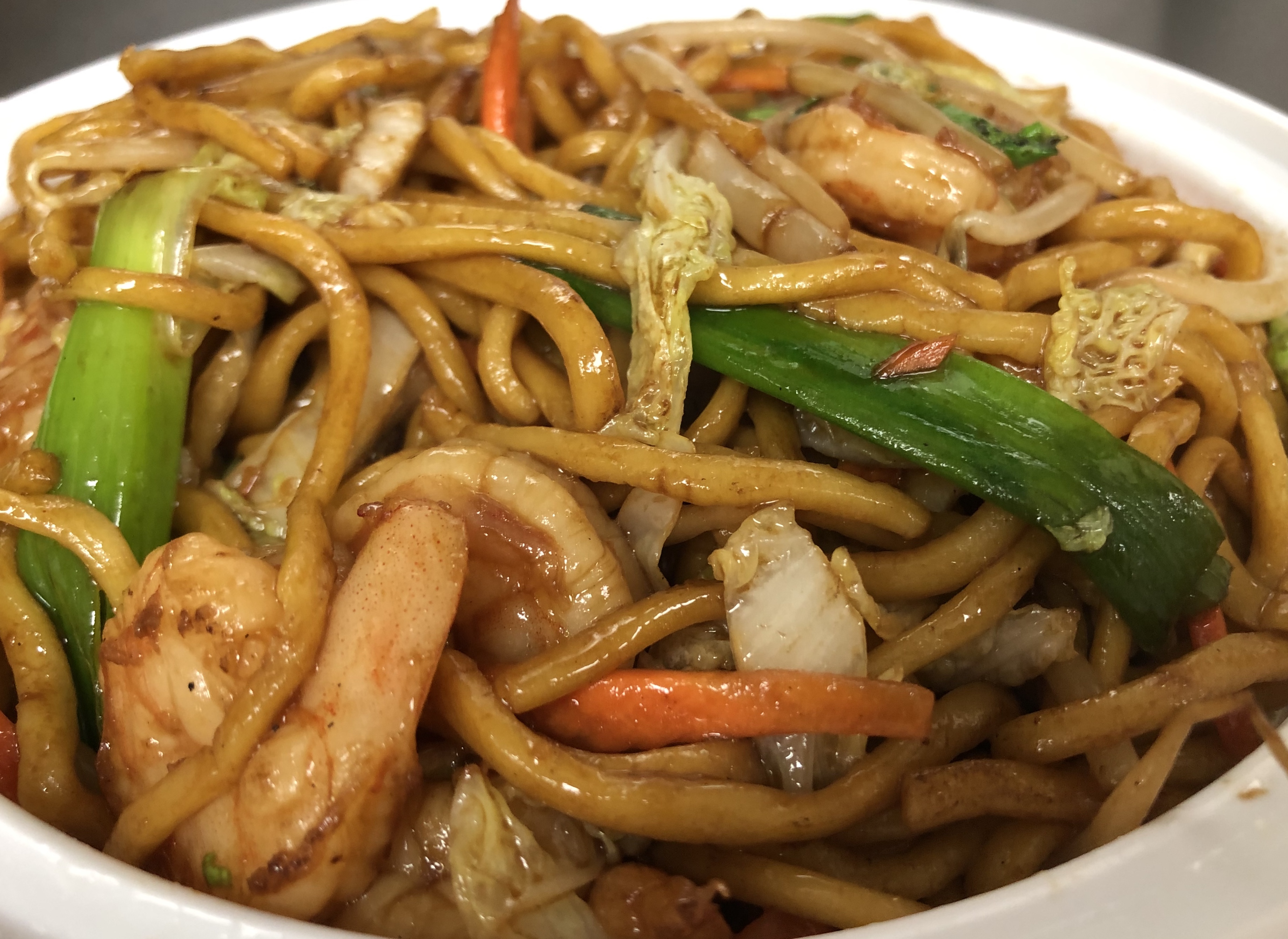 Order 117. Lo Mein food online from Pig Heaven store, New York on bringmethat.com
