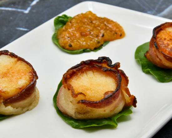 Order Bacon Wrapped Sea Scallops food online from Morton The Steakhouse store, Arlington on bringmethat.com