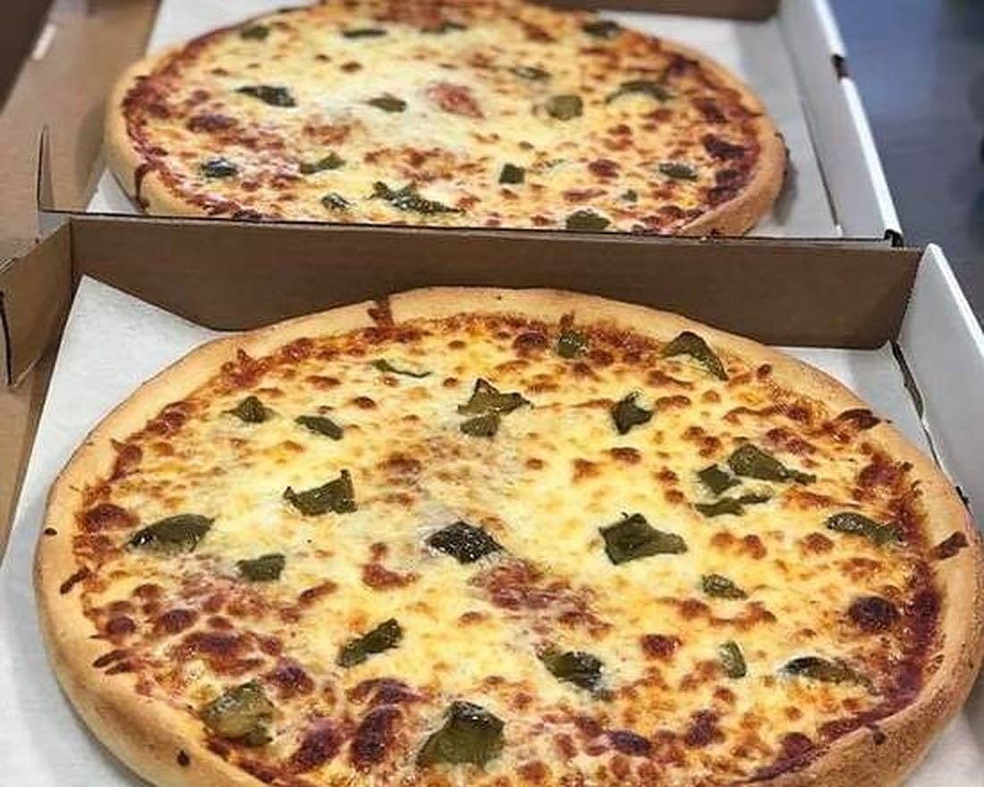 Order Traditional Cheese Pizza - Medium 12'' (8 Slices) food online from Cornersburg Pizza store, Boardman on bringmethat.com