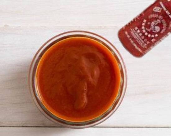 Order Sriracha sauce 2oz food online from Kungfu Noodle store, El Paso on bringmethat.com