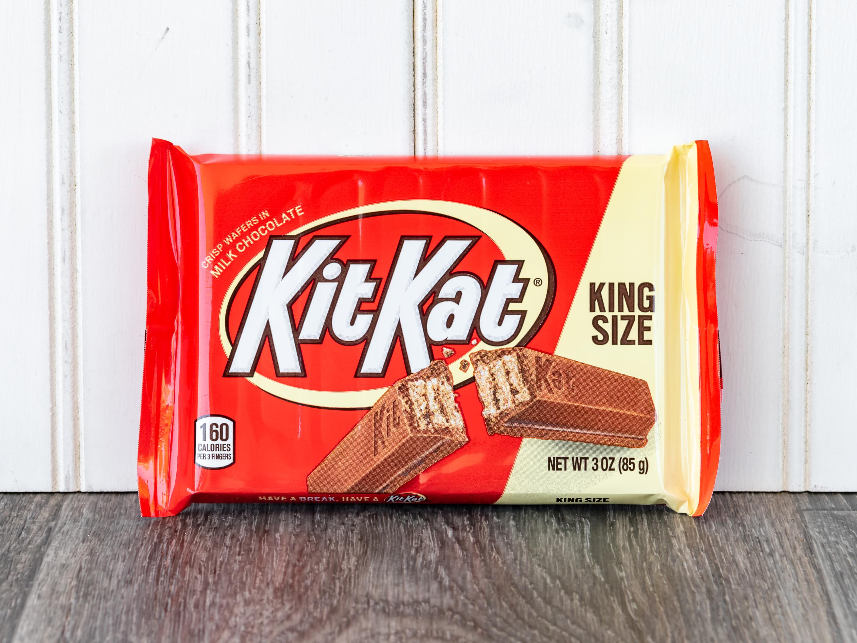 Order Kit Kat King Size food online from Chevron Extramile store, Castro Valley on bringmethat.com