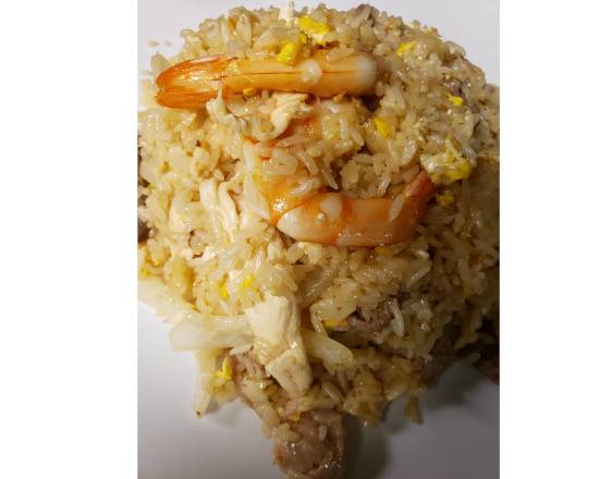 Order 95 Combination Fried Rice food online from Suthathip Thai Restaurant store, Anaheim on bringmethat.com