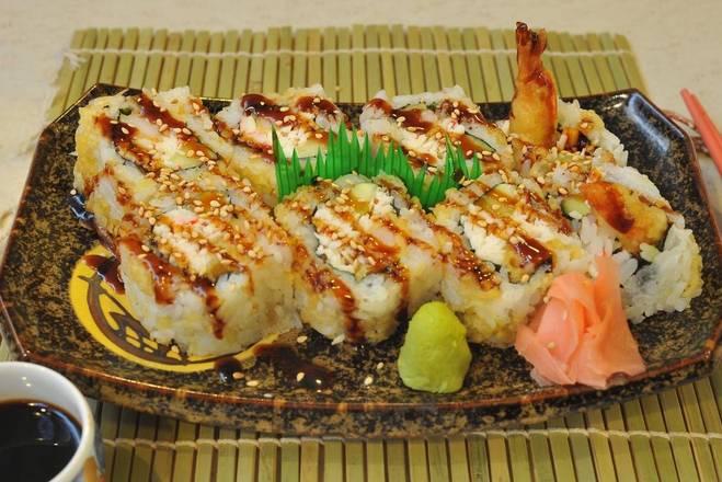 Order 17. Crunchy Shrimp Roll Sushi food online from Bento Ya store, Los Angeles on bringmethat.com
