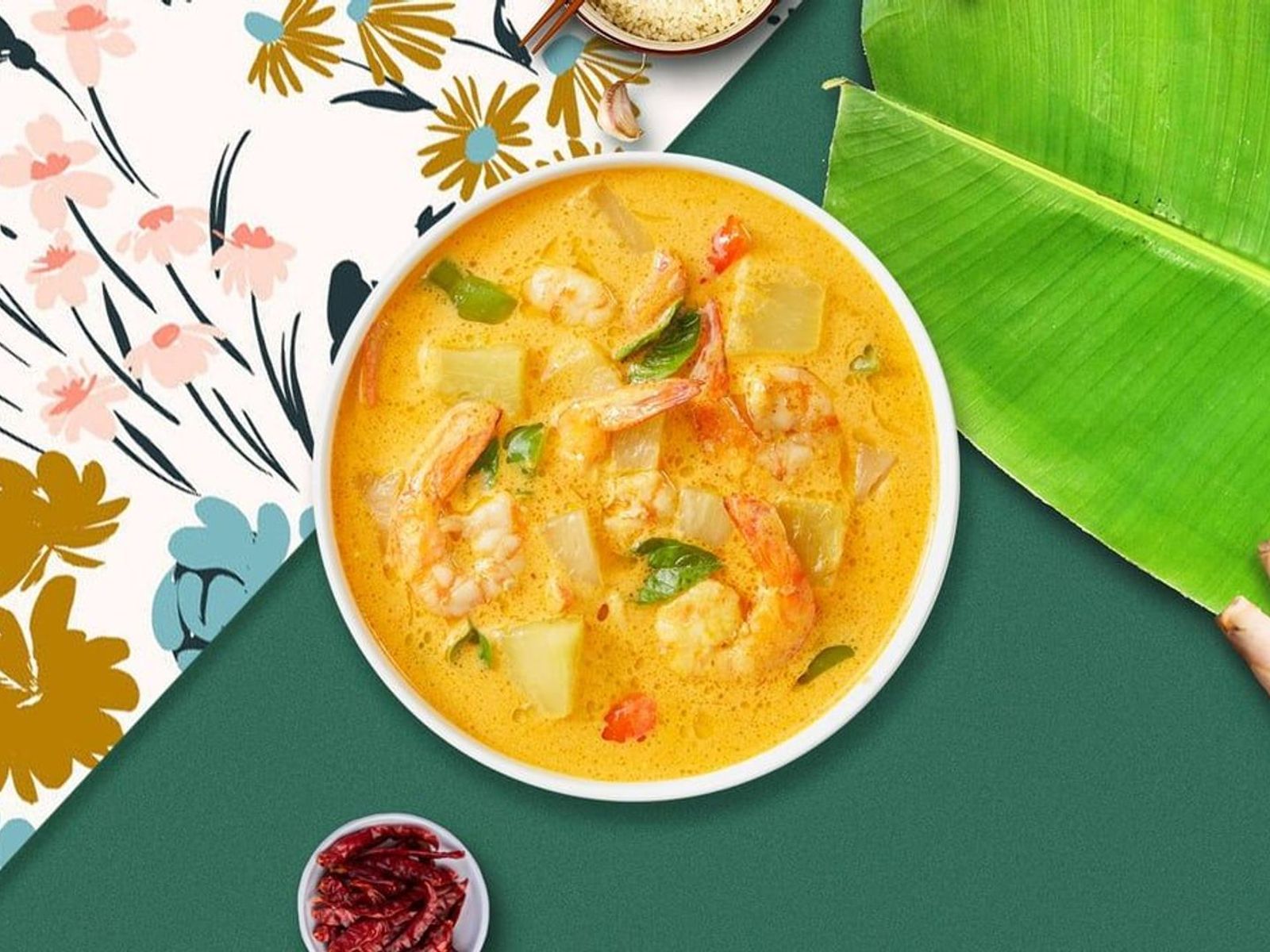 Order Pineapple Curry food online from Spicy 9Thai store, Aurora on bringmethat.com