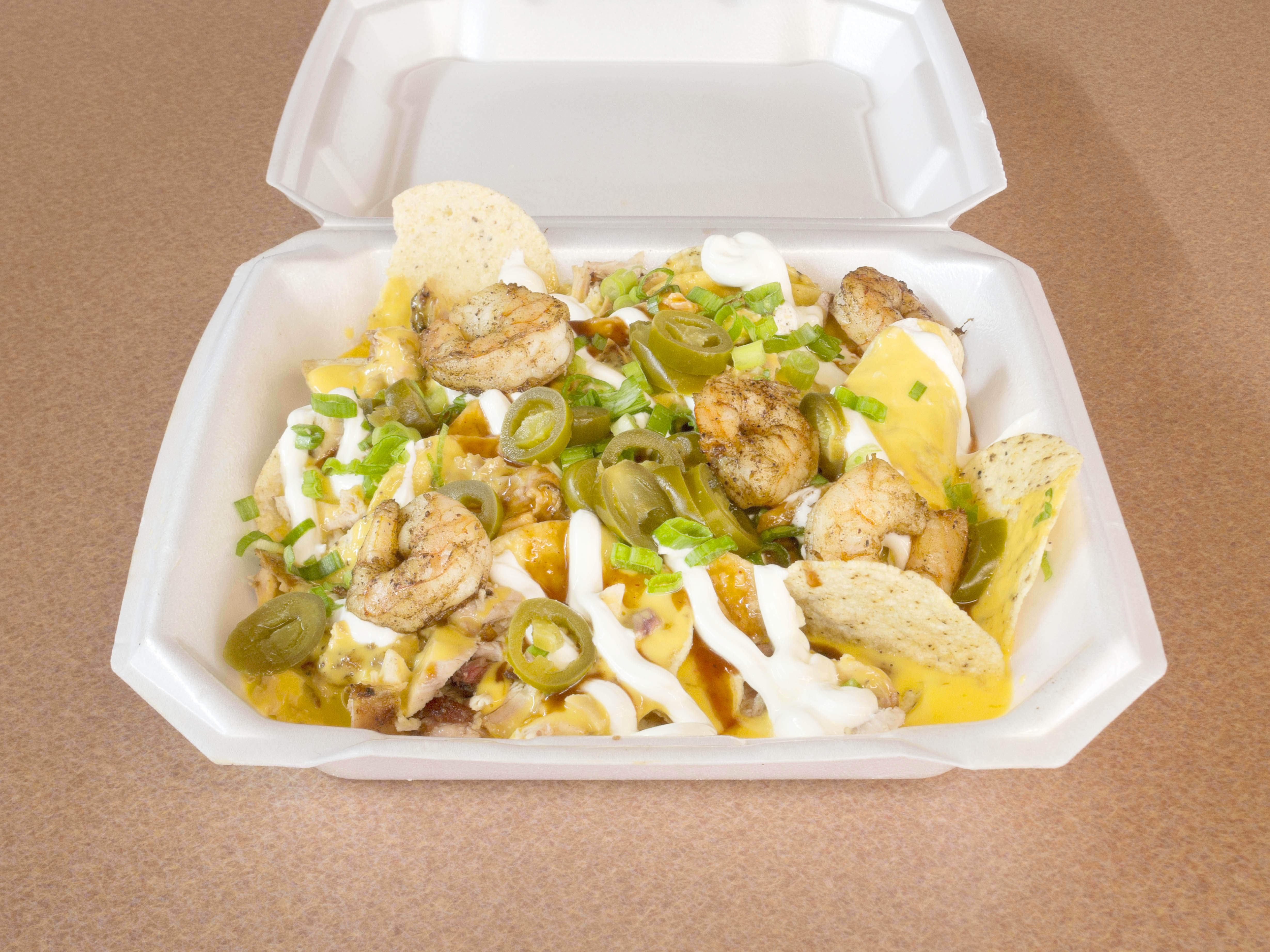 Order Nachos with 2 Meats food online from Gatorpit Barbq store, Lancaster on bringmethat.com