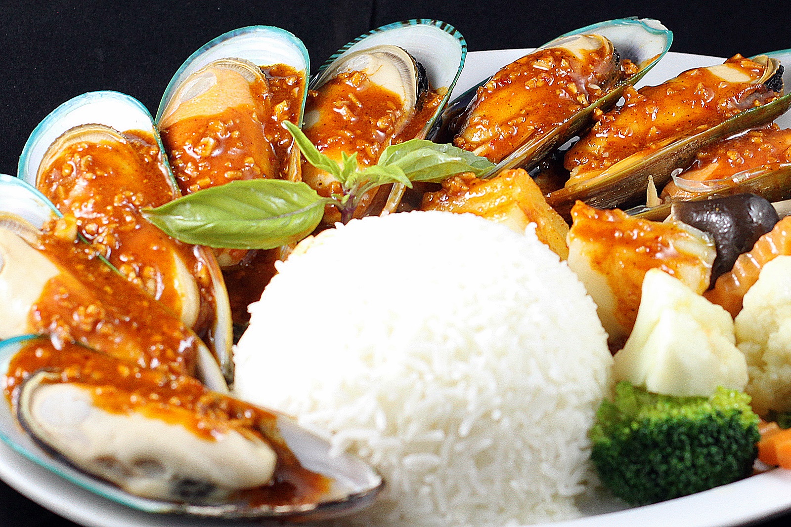Order N-3 Mussels food online from Nine Seafood store, Cerritos on bringmethat.com