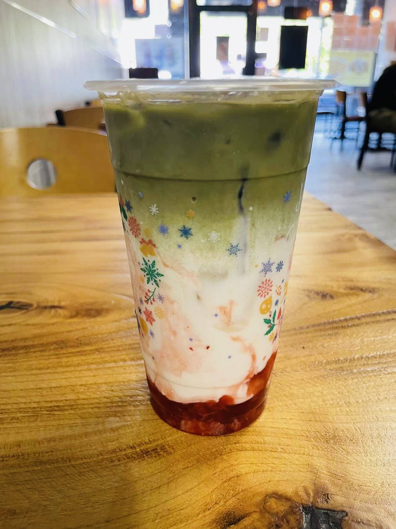 Order Strawberry Matcha Latte food online from Quickly store, Sacramento on bringmethat.com
