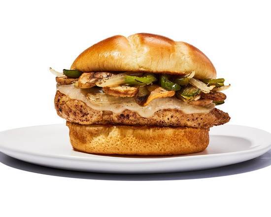 Order Smothered Chicken Sandwich food online from Hooters store, Yuma on bringmethat.com