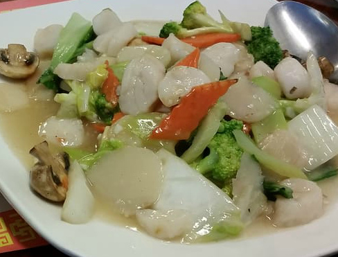 Order Squid with Mixed Vegetables food online from Yummy China store, Hawaiian Gardens on bringmethat.com