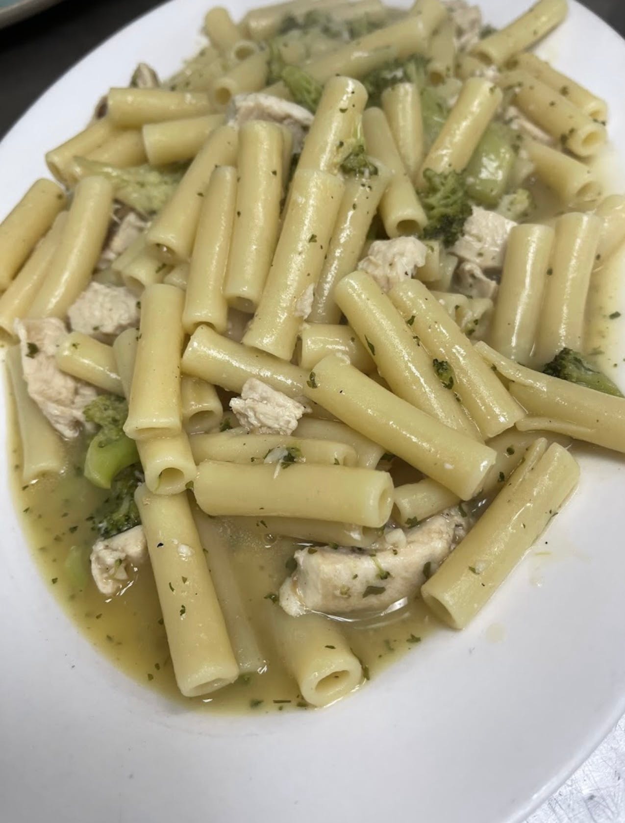 Order Chicken Broccoli - Dinner Entrees food online from Anthony's Pizzeria store, Wind Gap on bringmethat.com