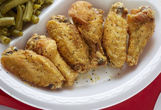 Order 10 Piece Wings food online from Mama's chicken & seafood store, tucker on bringmethat.com