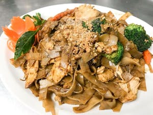 Order Pad Se Eew - Dinner food online from Sawasdee Thai Cuisine store, Norfolk on bringmethat.com