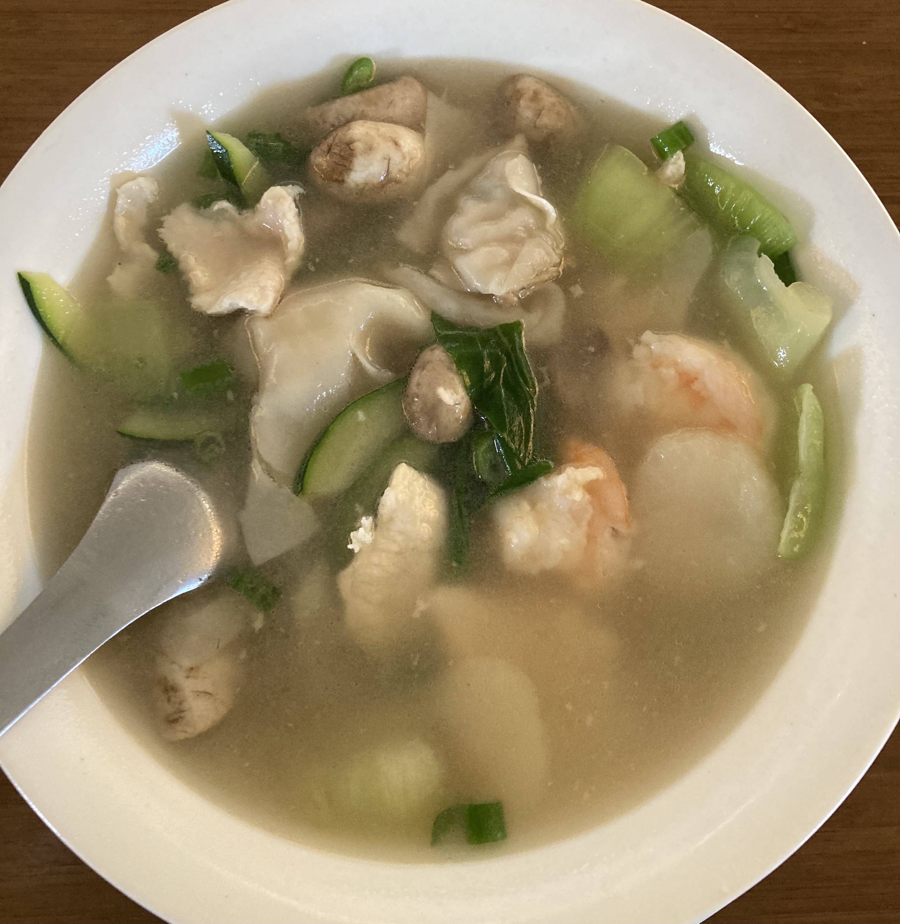 Order Wor Wonton Soup food online from Wang Tcheng store, Anaheim on bringmethat.com