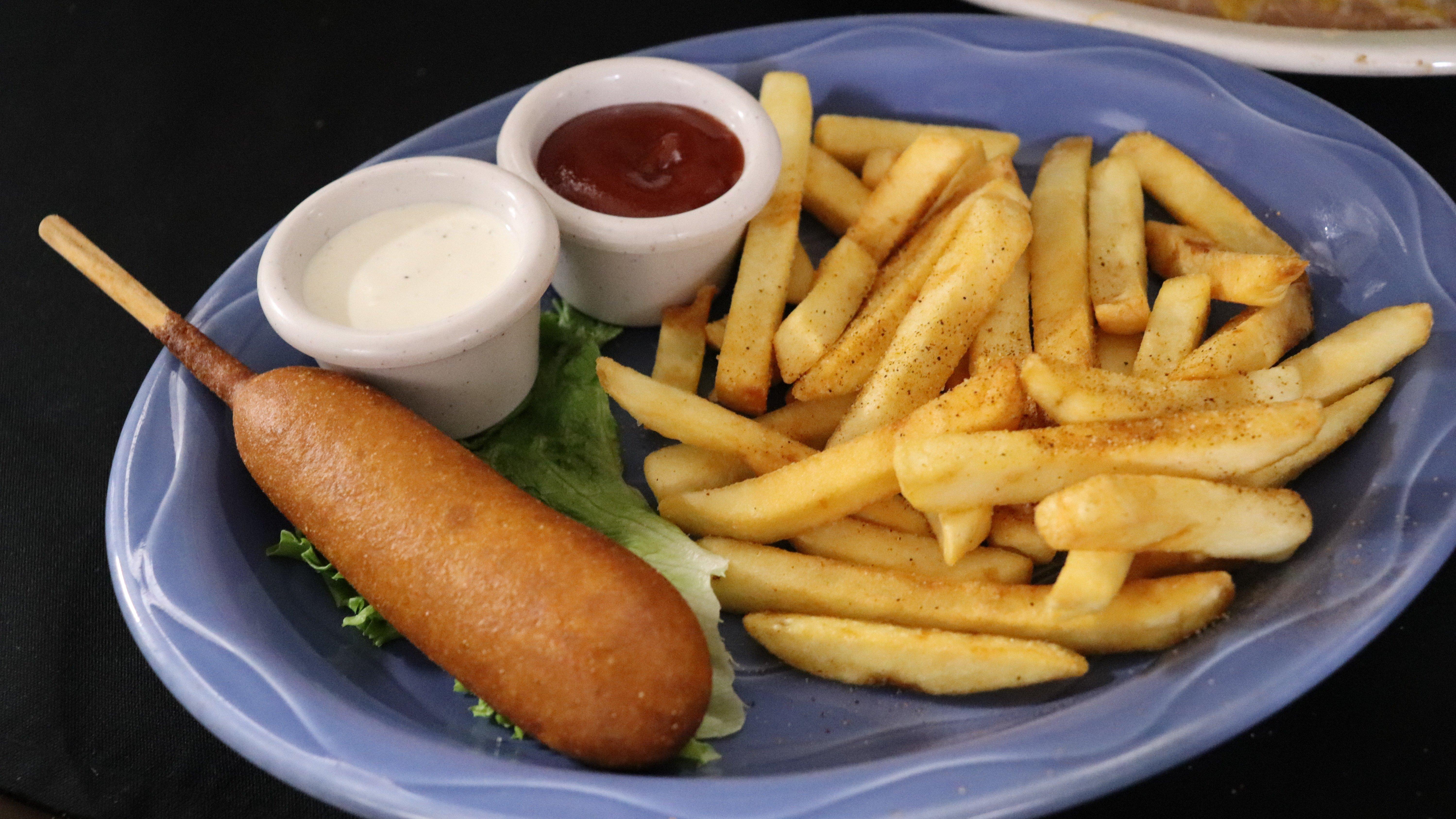 Order Corn Dog food online from Iguana Grill & Cantina store, Bakersfield on bringmethat.com
