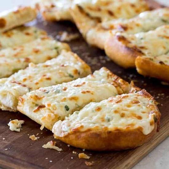 Order Garlic and Cheese Bread food online from Pazzo pizzeria store, Los Angeles on bringmethat.com