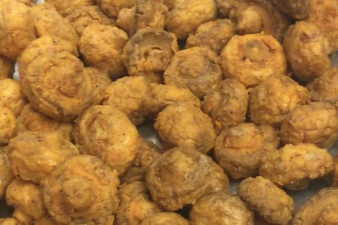 Order Fresh Breaded Shrooms food online from Cluck-U-Chicken store, Red Bank on bringmethat.com