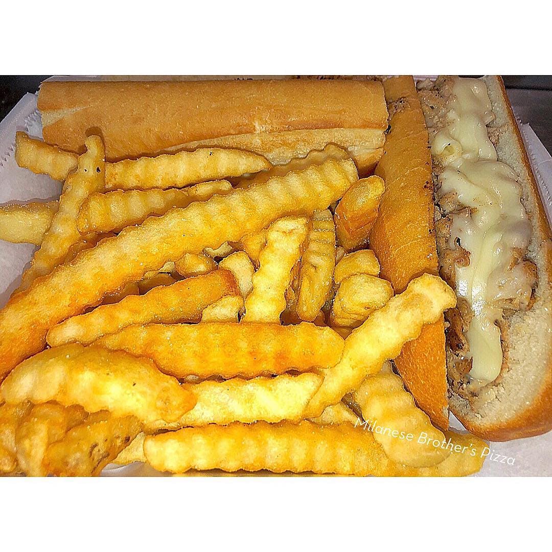 Order Chicken Cheese Steak Sandwich - Sandwich food online from Milanese Brothers Pizza store, Stratford on bringmethat.com