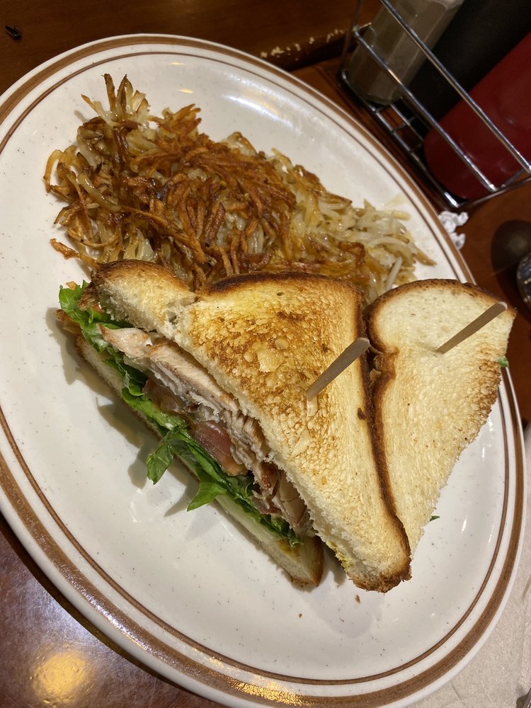 Order #66. Old Fashioned Turkey Sandwich food online from Homeskillet store, Alameda on bringmethat.com