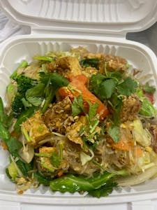 Order 24. Phad Woon Sen food online from Youpa Thai Kitchen store, Kent on bringmethat.com