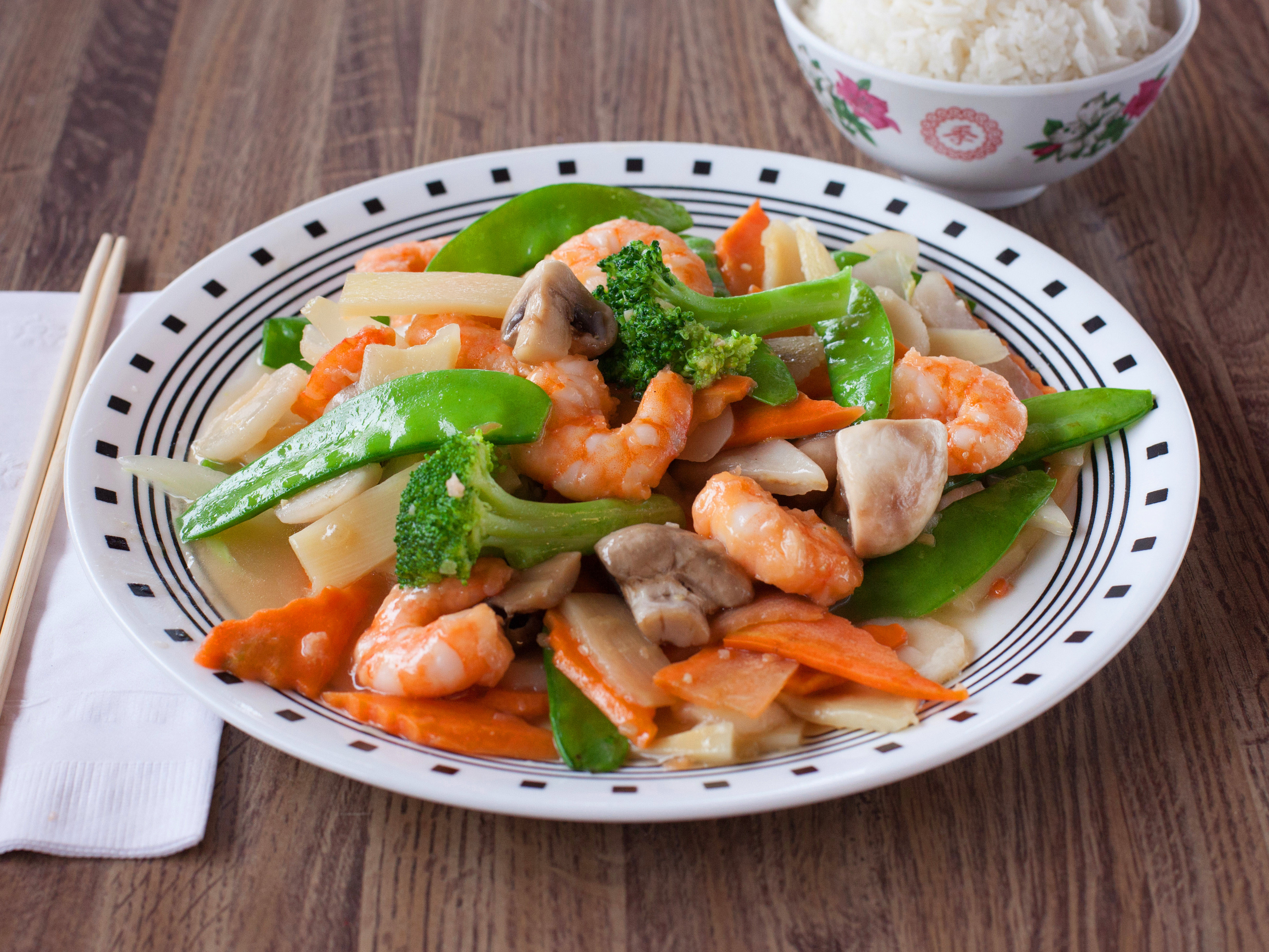 Order 68. Shrimp Vegetable food online from Cathay Express store, Independence on bringmethat.com