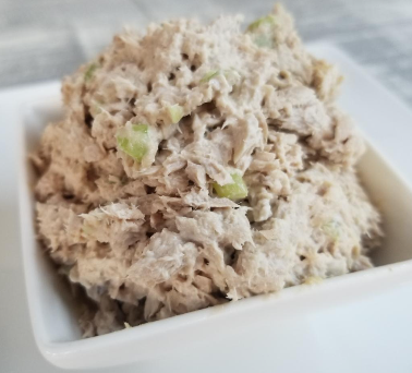 Order Tuna Salad food online from Bagel Boss Catering store, New York on bringmethat.com